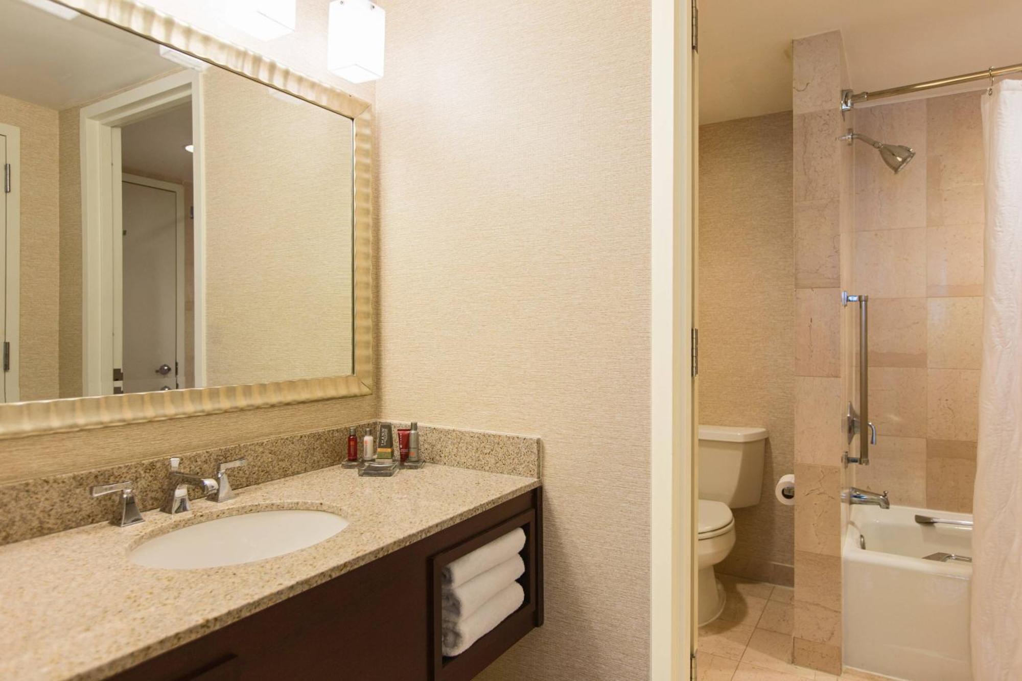 Washington Dulles Marriott Suites Херндон Экстерьер фото