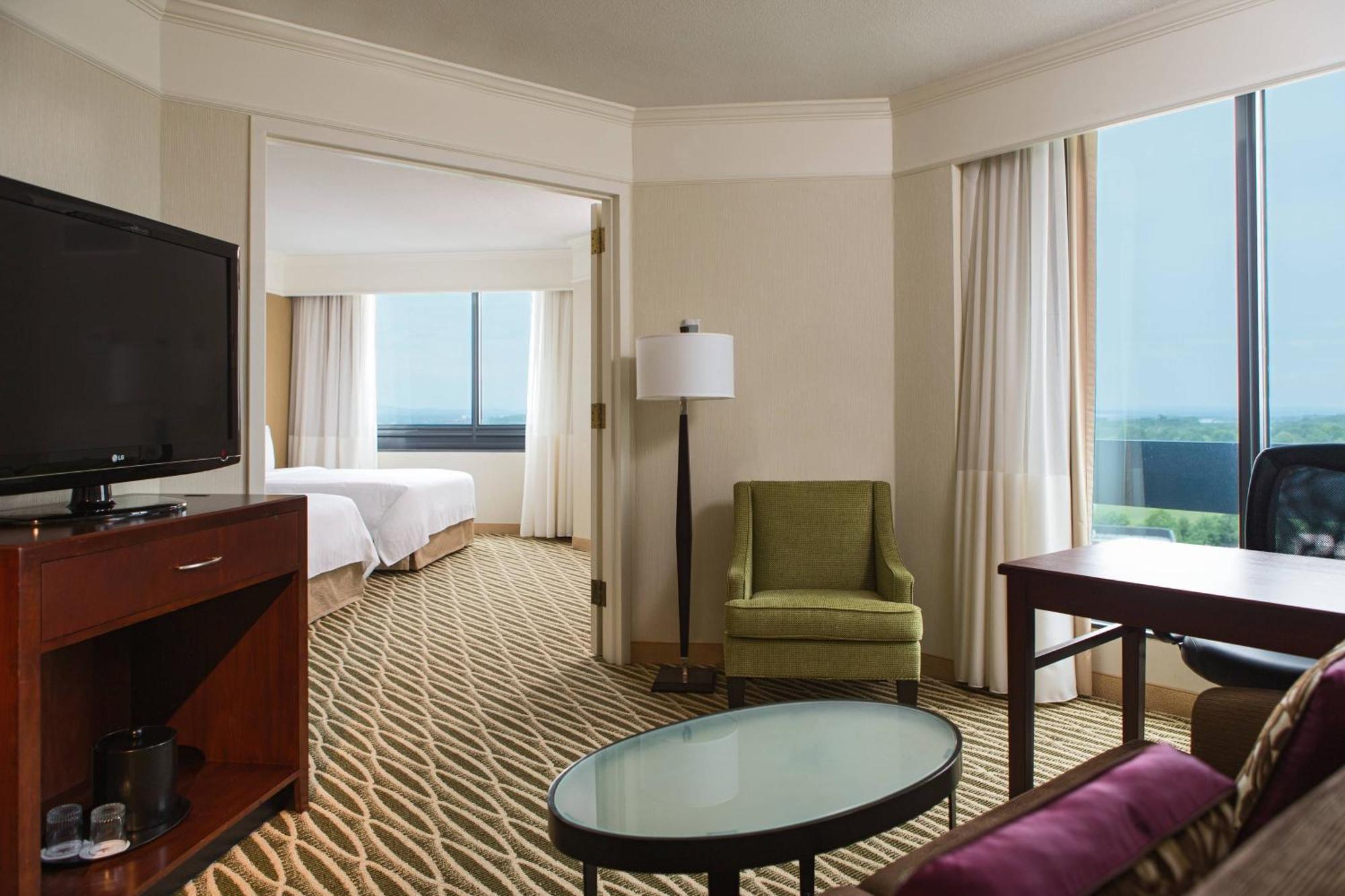 Washington Dulles Marriott Suites Херндон Экстерьер фото