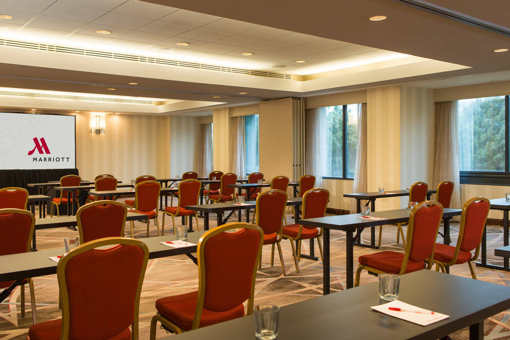 Washington Dulles Marriott Suites Херндон Экстерьер фото